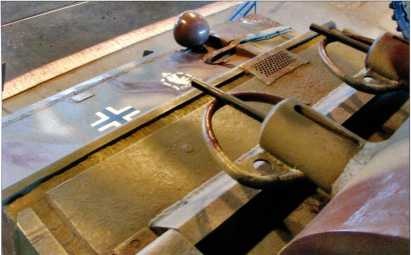 Иллюстрация к книге — Маленькие &quot;Тигры&quot;. Для разведки и связи [i_100.jpg]