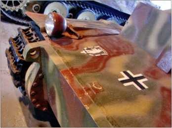 Иллюстрация к книге — Маленькие &quot;Тигры&quot;. Для разведки и связи [i_108.jpg]