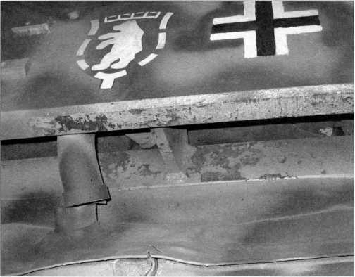 Иллюстрация к книге — Маленькие &quot;Тигры&quot;. Для разведки и связи [i_143.jpg]