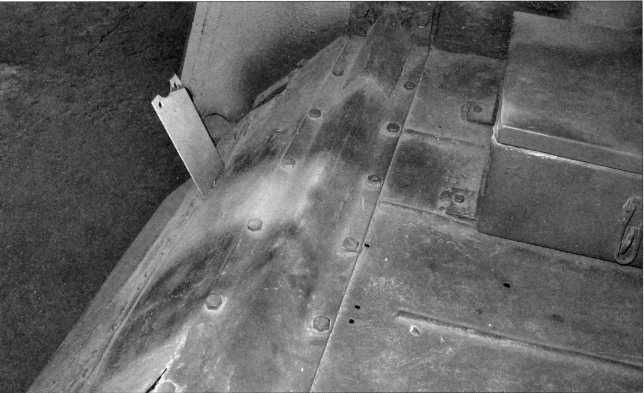 Иллюстрация к книге — Маленькие &quot;Тигры&quot;. Для разведки и связи [i_150.jpg]