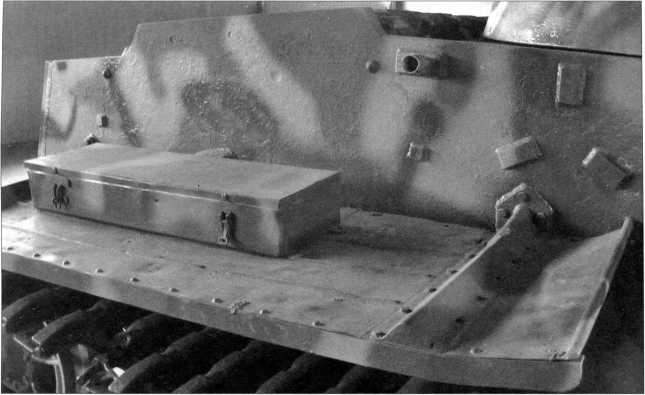 Иллюстрация к книге — Маленькие &quot;Тигры&quot;. Для разведки и связи [i_153.jpg]