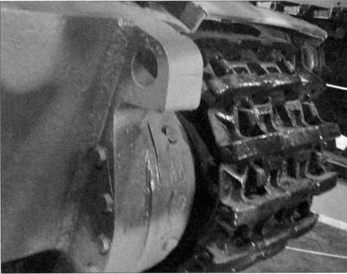 Иллюстрация к книге — Маленькие &quot;Тигры&quot;. Для разведки и связи [i_160.jpg]