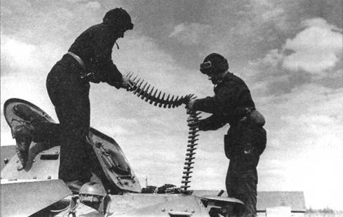 Иллюстрация к книге — Легкие танки семейства Т-40. «Красные» разведчики [pic_24.jpg]