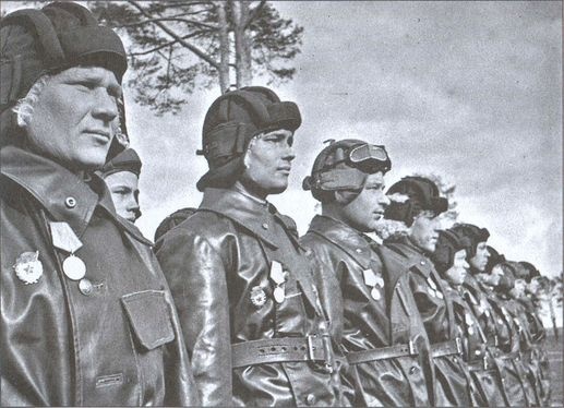 Иллюстрация к книге — У стен Смоленска [i_032.jpg]