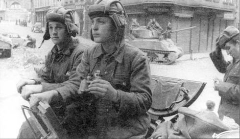 Иллюстрация к книге — Гибель фронтов [i_034.jpg]