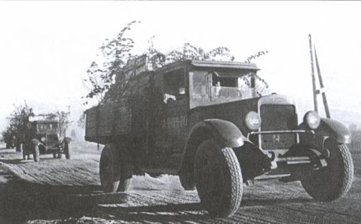 Иллюстрация к книге — Хроника окружения. Демянск и Харьков [i_021.jpg]