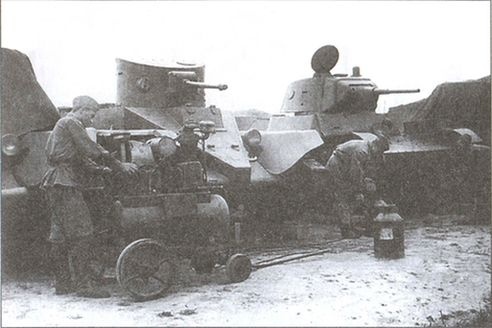 Иллюстрация к книге — У стен Ленинграда [i_013.jpg]