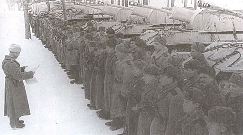 Иллюстрация к книге — У стен Ленинграда [i_032.jpg]