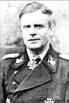 Иллюстрация к книге — У стен Берлина [i_020.jpg]