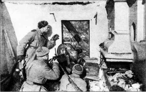 Иллюстрация к книге — Трудности освобождения [i_011.jpg]