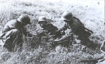 Иллюстрация к книге — Схватка титанов [i_023.jpg]