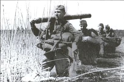 Иллюстрация к книге — Схватка титанов [i_042.jpg]