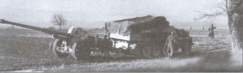 Иллюстрация к книге — Рубежи славы [i_034.jpg]