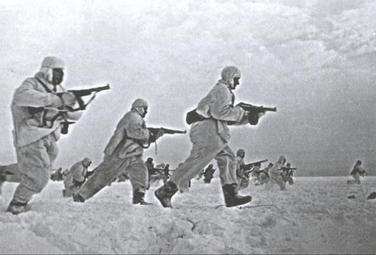 Иллюстрация к книге — Роковая Вязьма [i_025.jpg]