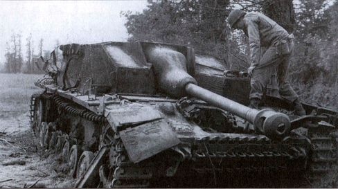 Иллюстрация к книге — Наша Прибалтика. Освобождение прибалтийских республик СССР [i_030.jpg]