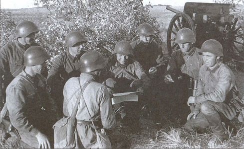 Иллюстрация к книге — Информационная война. Органы спецпропаганды Красной армии [i_015.jpg]