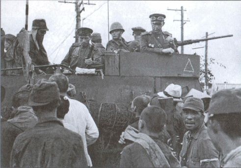 Иллюстрация к книге — Запад - Восток [i_025.jpg]