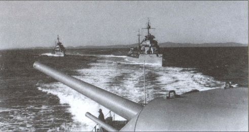 Иллюстрация к книге — Запад - Восток [i_032.jpg]