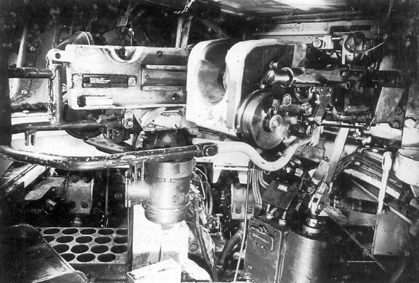 Иллюстрация к книге — Средний танк PZ.IV. «Рабочая лошадка» Панцерваффе [i_054.jpg]