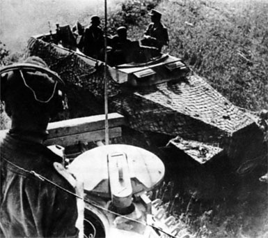 Иллюстрация к книге — Войска СС без грифа секретности [_0058.jpg]