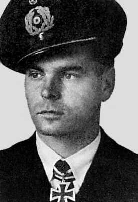 Иллюстрация к книге — Кригсмарине. Военно-морской флот Третьего рейха [i_020.jpg]