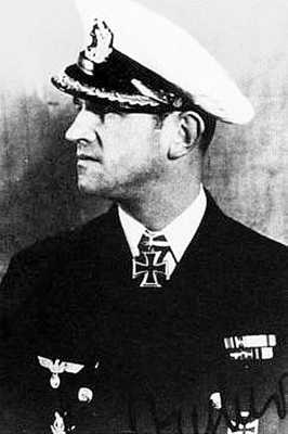 Иллюстрация к книге — Кригсмарине. Военно-морской флот Третьего рейха [i_056.jpg]