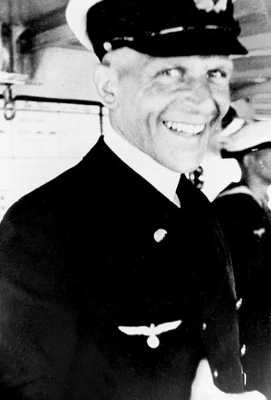 Иллюстрация к книге — Кригсмарине. Военно-морской флот Третьего рейха [i_081.jpg]