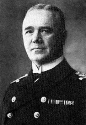 Иллюстрация к книге — Кригсмарине. Военно-морской флот Третьего рейха [i_083.jpg]