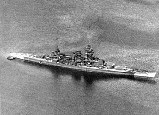 Иллюстрация к книге — Кригсмарине. Военно-морской флот Третьего рейха [i_084.jpg]