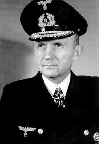 Иллюстрация к книге — Кригсмарине. Военно-морской флот Третьего рейха [i_094.jpg]