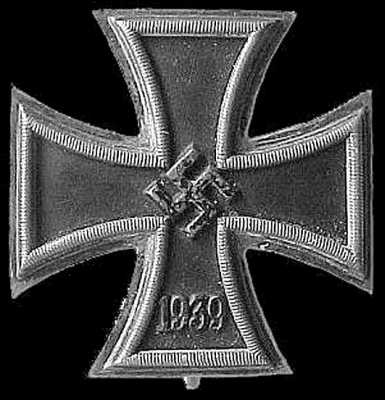 Иллюстрация к книге — Кригсмарине. Военно-морской флот Третьего рейха [i_104.jpg]