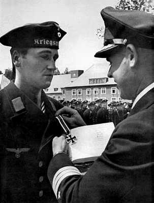 Иллюстрация к книге — Кригсмарине. Военно-морской флот Третьего рейха [i_105.jpg]