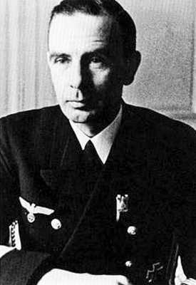 Иллюстрация к книге — Кригсмарине. Военно-морской флот Третьего рейха [i_199.jpg]