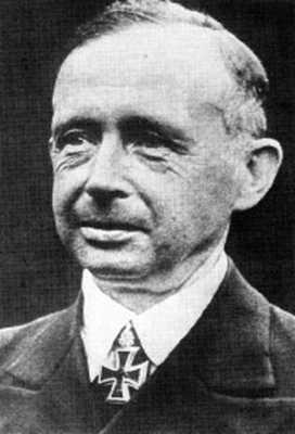 Иллюстрация к книге — Кригсмарине. Военно-морской флот Третьего рейха [i_216.jpg]