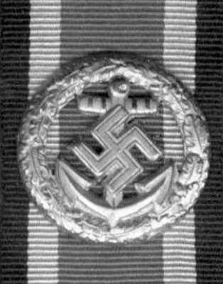 Иллюстрация к книге — Кригсмарине. Военно-морской флот Третьего рейха [i_227.jpg]