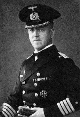 Иллюстрация к книге — Кригсмарине. Военно-морской флот Третьего рейха [i_237.jpg]