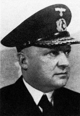 Иллюстрация к книге — Кригсмарине. Военно-морской флот Третьего рейха [i_243.jpg]