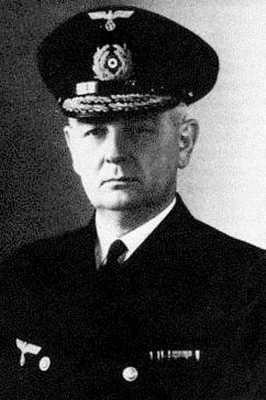 Иллюстрация к книге — Кригсмарине. Военно-морской флот Третьего рейха [i_256.jpg]