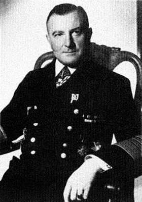 Иллюстрация к книге — Кригсмарине. Военно-морской флот Третьего рейха [i_272.jpg]