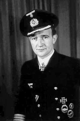 Иллюстрация к книге — Кригсмарине. Военно-морской флот Третьего рейха [i_276.jpg]