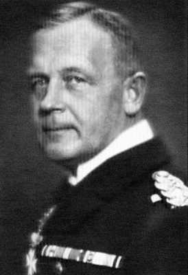 Иллюстрация к книге — Кригсмарине. Военно-морской флот Третьего рейха [i_291.jpg]