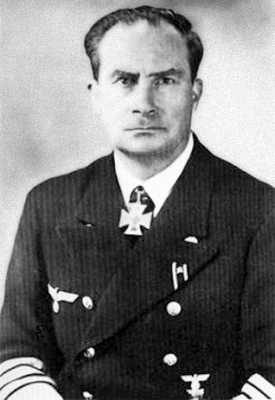 Иллюстрация к книге — Кригсмарине. Военно-морской флот Третьего рейха [i_296.jpg]