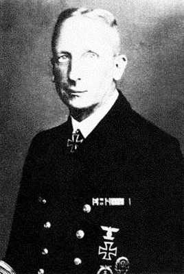 Иллюстрация к книге — Кригсмарине. Военно-морской флот Третьего рейха [i_335.jpg]