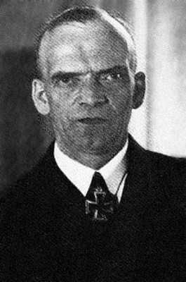 Иллюстрация к книге — Кригсмарине. Военно-морской флот Третьего рейха [i_337.jpg]