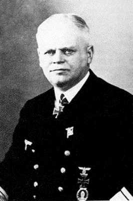 Иллюстрация к книге — Кригсмарине. Военно-морской флот Третьего рейха [i_345.jpg]