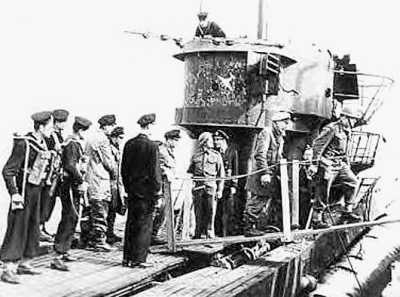 Иллюстрация к книге — Кригсмарине. Военно-морской флот Третьего рейха [i_380.jpg]