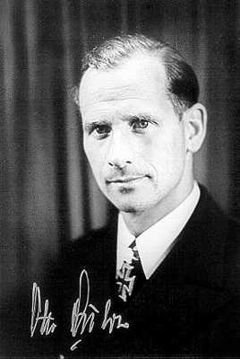 Иллюстрация к книге — Кригсмарине. Военно-морской флот Третьего рейха [i_395.jpg]