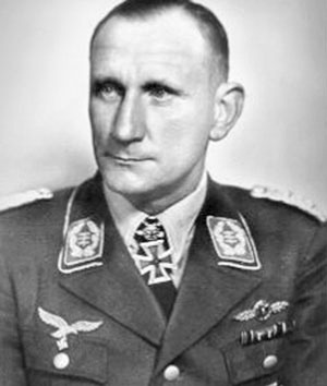 Иллюстрация к книге — Железный крест. Самая известная военная награда Второй мировой войны [i_088.jpg]