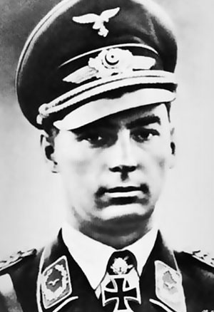 Иллюстрация к книге — Железный крест. Самая известная военная награда Второй мировой войны [i_110.jpg]