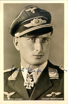 Иллюстрация к книге — Железный крест. Самая известная военная награда Второй мировой войны [i_156.jpg]